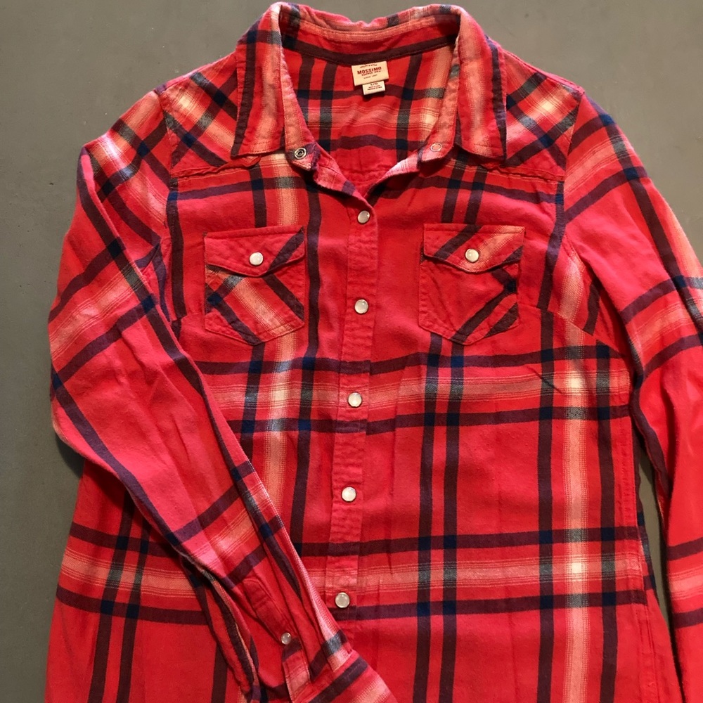 Women’s LS Button Down